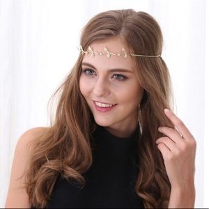 🛑 LAST CHANCE🛑Leaves Greek goddess hair chains